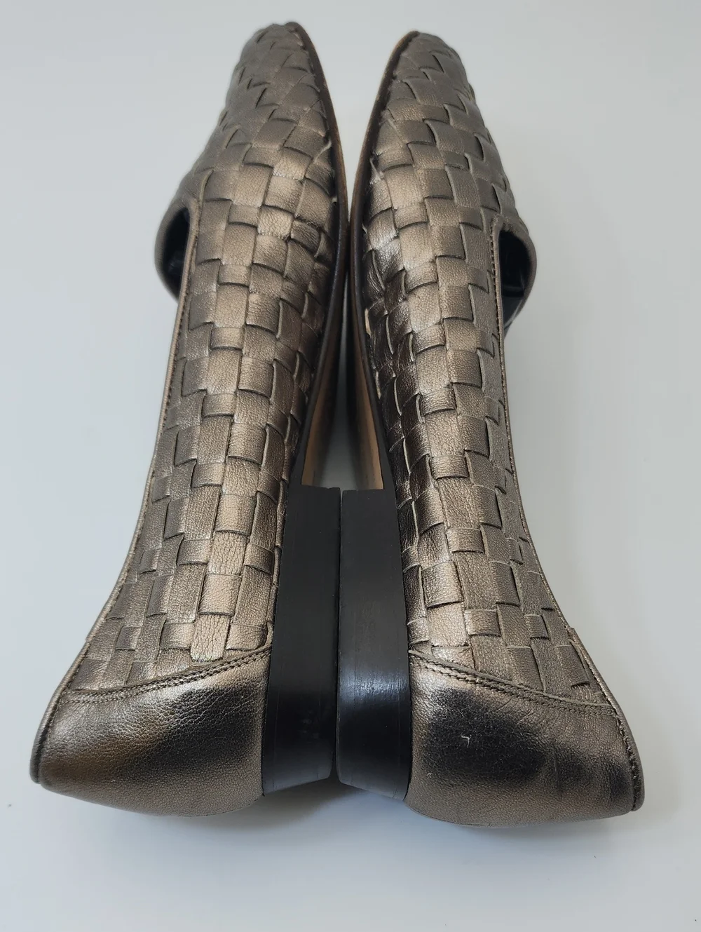Amalfi Made in Italy Silver Leather Woven Flats Size 9.5